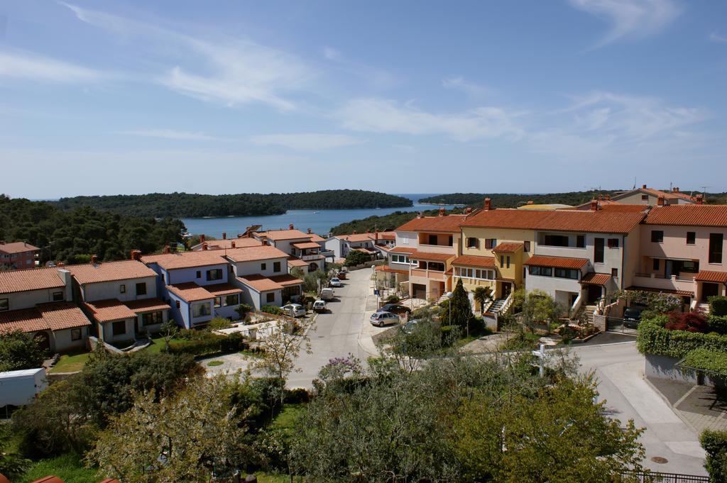Apartments Cezar Vinkuran Eksteriør bilde